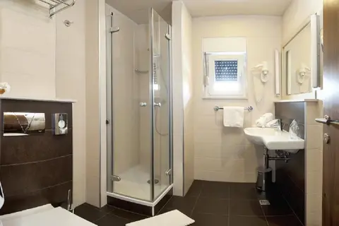 Hotel Plaža Omiš in Omis — foto 26