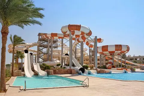 Coral Sea Waterworld in نبق — foto 8