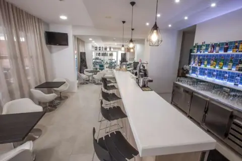 Vitor's Plaza in Portimão — foto 5