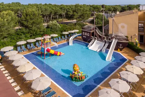 Zafiro Menorca in Cala en Bosc — foto 2
