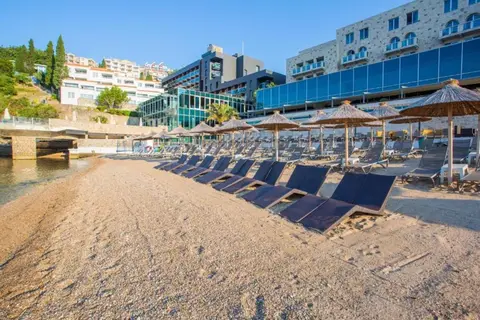 Avala Resort & Villas in Budva — foto 17