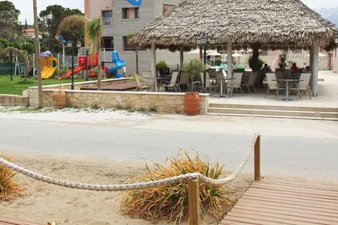 Ellotis Beach in Kalyves — foto 10