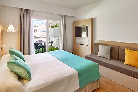 Universal Aparthotel Elisa in Playa de Muro — foto 11