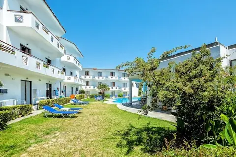 Xenios Dolphin Beach Hotel in Possidi, foto 27
