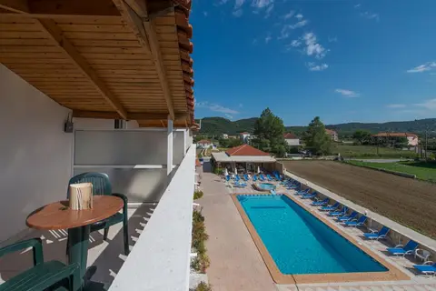 Hotel Plessas Palace in Alikanas — foto 3