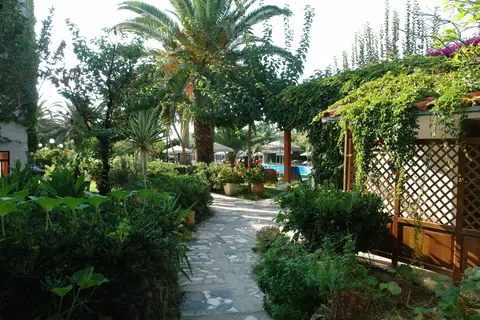 May Beach Hotel in Rethimnon — foto 28