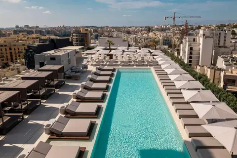 The Londoner Hotel St. Julian's in San Ġiljan
