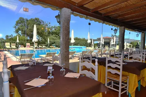 Club Hotel Li Suari in San Teodoro — foto 30