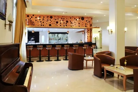 Hotel Majestic in Tunis — foto 6