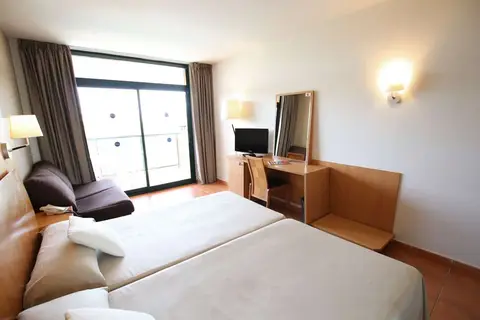 Ohtels Vila Romana in Salou — foto 11