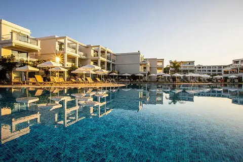 Asterias Beach Resort in Κολύμπια