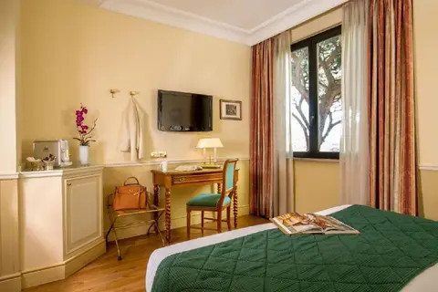 Donna Laura Palace in Rome — foto 25