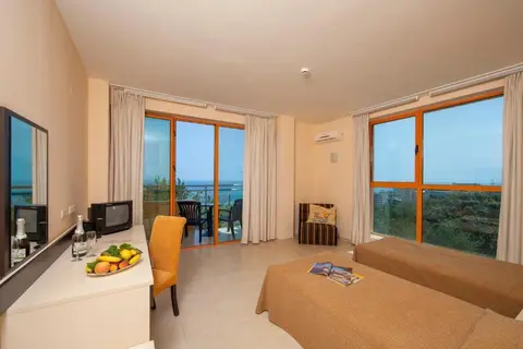 Hotel Sunrise in СПА център Ривиера Бийч — foto 26