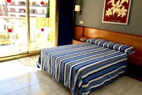 Hotel Bon Repos in Calella — foto 2