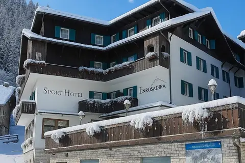 Sporthotel Enrosadira in Campitello di Fassa — foto 2