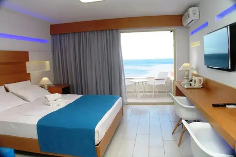 Europa Resort Hotel in Panormos — foto 8