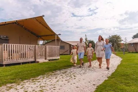 Vakantiepark IJsselhof foto 3