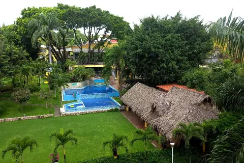 Holiday Inn Cuernavaca in San Miguel Acapantzingo — foto 24