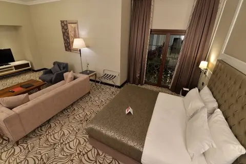 Ramada Hotel & Suites by Wyndham Istanbul Merter in Fatih — foto 23