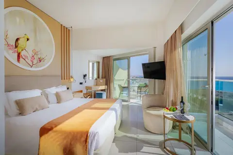 NissiBlu Beach Resort in Ayia Napa — foto 23