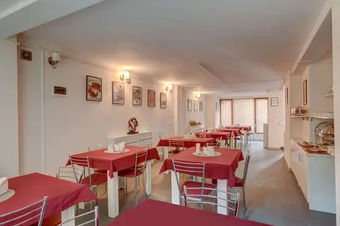 Liva Hotel in Tbilisi — foto 16