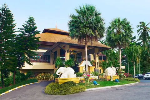 The Fair House Beach Resort in บ้านเฉวงน้อย — foto 8