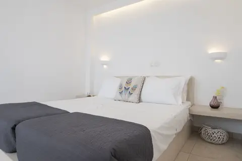 Bella Santorini Studios in Thira — foto 29