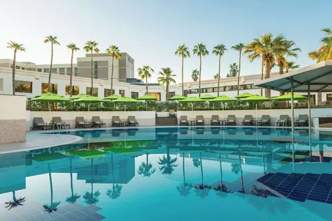 Le Meridien Dubai Hotel in Dubai — foto 17