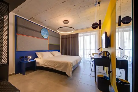 IKYK Hotel in San Ġiljan — foto 22