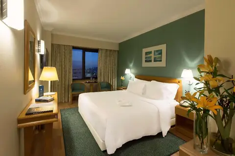 SANA Metropolitan Hotel in Almada — foto 10