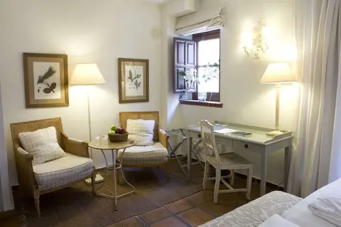 Palacio de Los Navas in Granada — foto 19