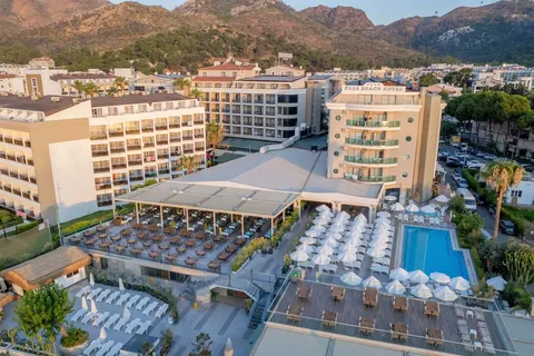 Pasa Beach in Marmaris — foto 48