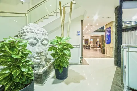 Exe Cunit Suites & Spa in el Vendrell — foto 2