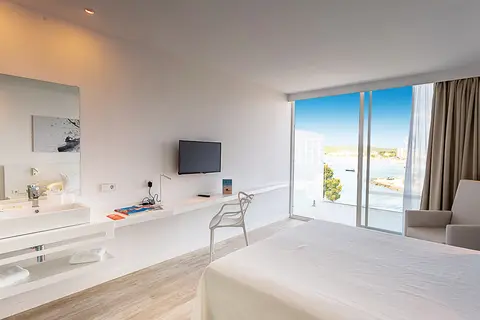 Els Pins Resort & Spa in Sant Antoni de Portmany — foto 23