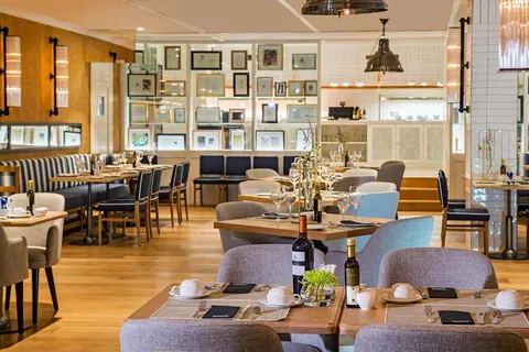 H10 Puerta de Alcalá foto 4