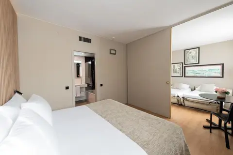 Atenea Barcelona Aparthotel in Barcelona — foto 30