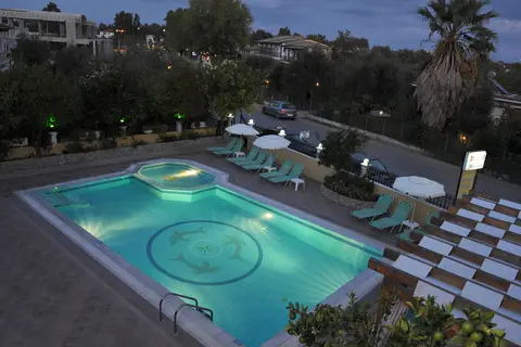 Makis Louvlis Apartments & Studios in Moraitika, foto 28