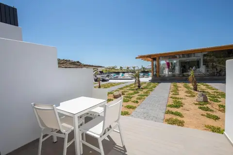 Bianco A Nero in Πλιντρί — foto 28