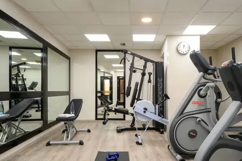Leonardo Hotel Budapest in Boedapest — foto 11