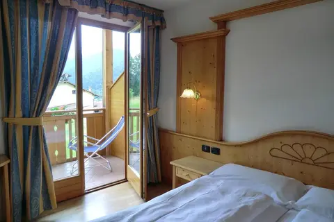 Hotel Garnì Costa Verde in Bocenago — foto 8