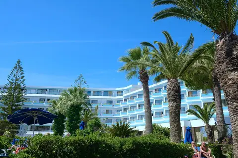 Hotel Blue Horizon Beach Resort in Ιαλυσός — foto 3