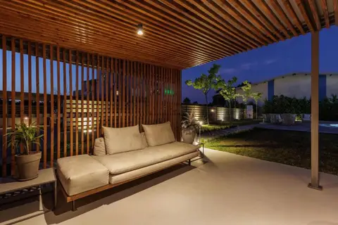 V Luxury Suites in Korfoe — foto 8