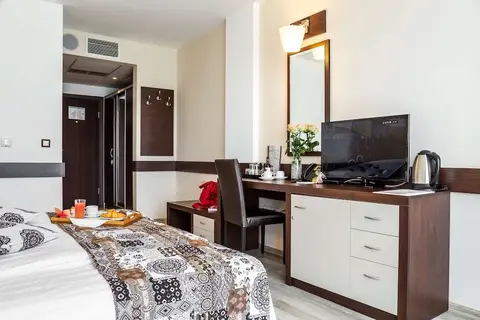 Grami Hotel Sofia in бул. Александър Малинов — foto 5