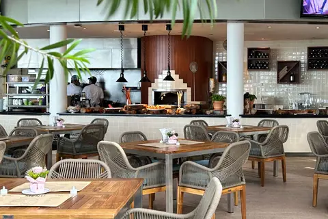 Hard Rock Hotel Penang in Batu Ferringhi — foto 22