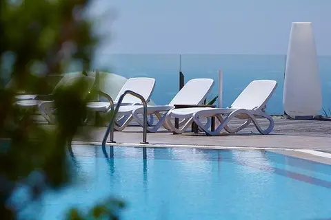 Orizontes Hotel & Villas in Pyrgos — foto 15