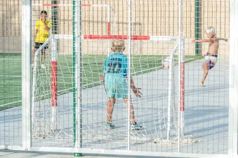 Stel in Roda de Berà — foto 29