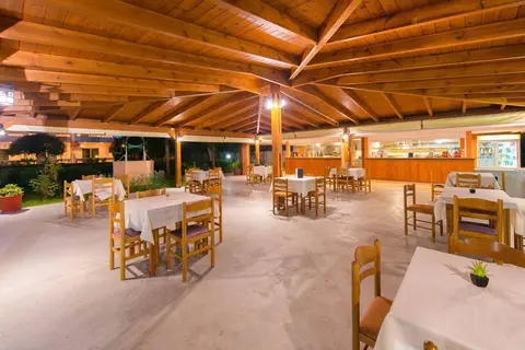 Bayside Hotel Katsaras in Ιαλυσός — foto 11