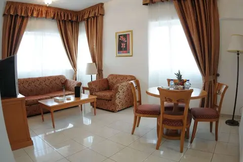The Uptown Appartementen Abu Dhabi in الدَّانَةْ — foto 13