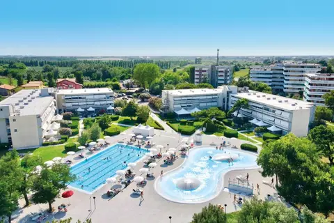 Isaresidence Holiday Resort in Chioggia