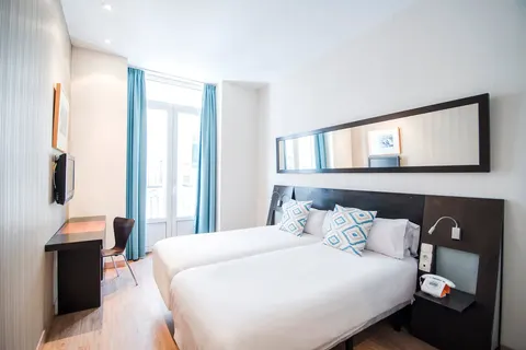 Hotel Petit Palace Plaza de la Reina foto 2